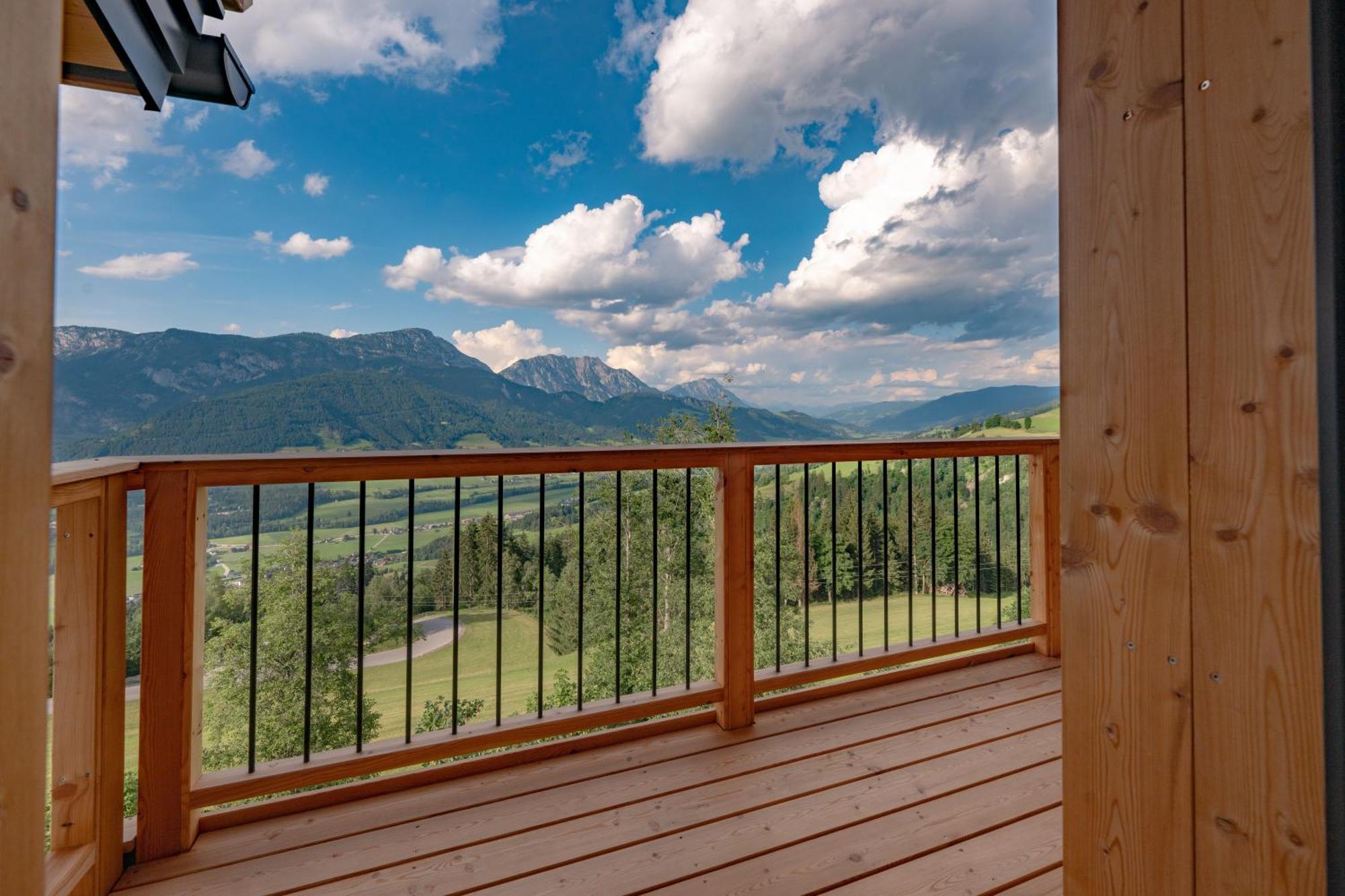 Hoeflehner Premium Gumpen Lodge Haus im Ennstal Dış mekan fotoğraf